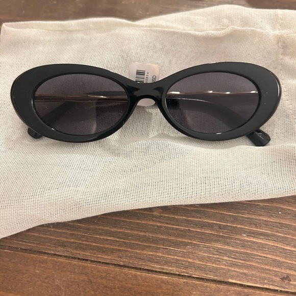 NWT Free People sunglasses - Picture 1 of 3